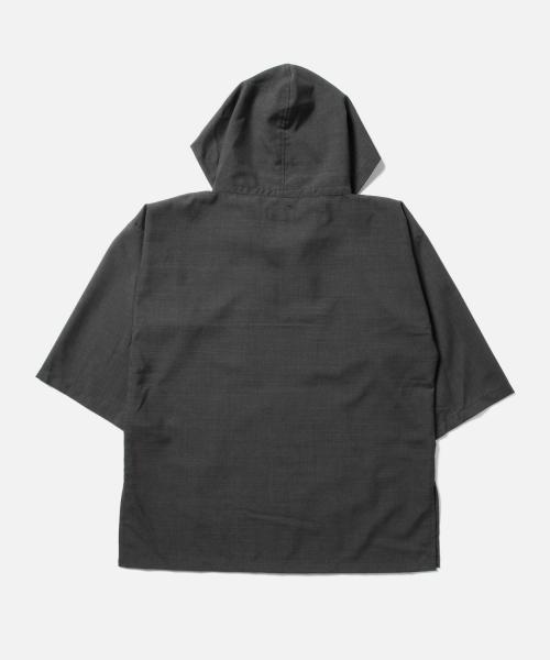 BEAMS(ビームス)の「BEAMS / ウール プルオーバー パーカー(パーカー・メンズ・ブラック/チャコールグレー・LARGE/SMALL/MEDIUM)」の10枚目の写真