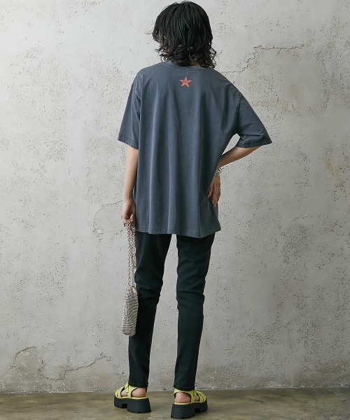 GEVS.(ジェイヴィス)の「<大きいサイズ> 綿100%ピグメント染ロゴプリントカラーTシャツ GEVS.(Tシャツ/カットソー・レディース・ブラック/パープル/ピンク・L/LL/3L/4L/5L)」の17枚目の写真