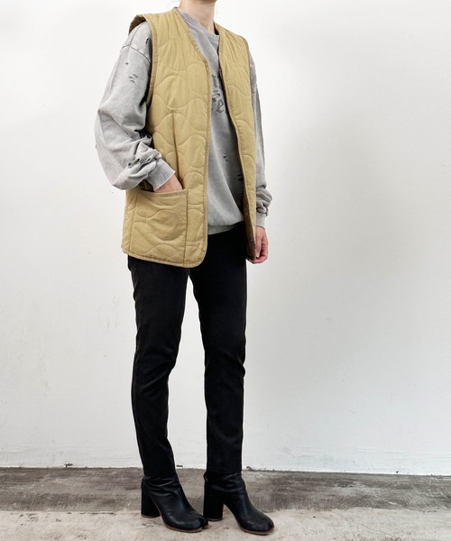 COMMON WARE(コモンウェアー)の「COMMONWARE:瓢箪キルト インナーダウンベスト(ダウンベスト・レディース・ベージュ/ブラック/カーキ・XL/L/M)」の8枚目の写真