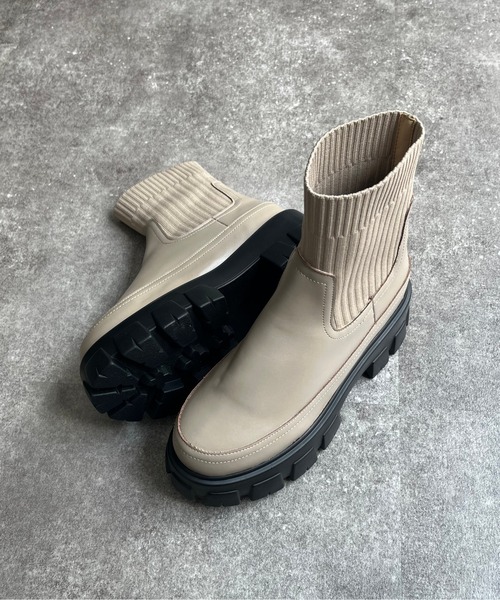 CPCM(シーピーシーエム)の「厚底ニットカジュアルブーツ(ブーツ・レディース・アイボリー/ベージュ/ブラック・MEDIUM/LARGE/SMALL)」の12枚目の写真