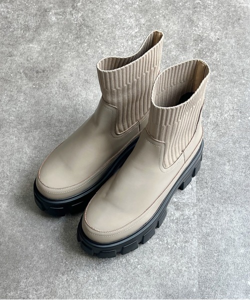 CPCM(シーピーシーエム)の「厚底ニットカジュアルブーツ(ブーツ・レディース・アイボリー/ベージュ/ブラック・MEDIUM/LARGE/SMALL)」の22枚目の写真