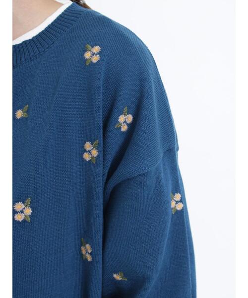 Samansa Mos2（サマンサ モスモス）の「花刺繍リングドット