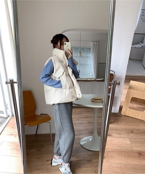 Chaco closet（チャコ クローゼット）の「スタンドネックミリタリー中綿ベスト（ダウンベスト・レディース・アイボリー/ブラック・FREE）」の8枚目の写真