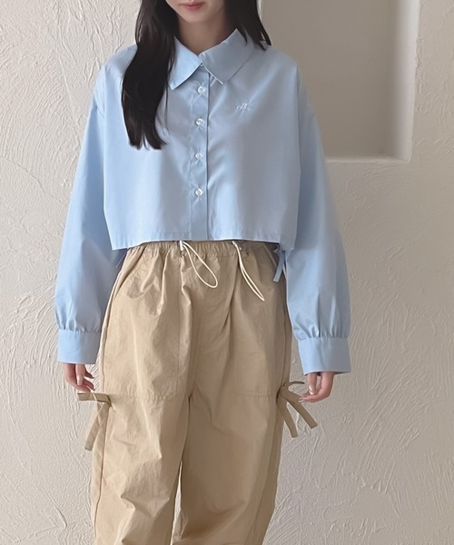 shrita(シュリータ)の「【shrita】サイドドロストショートシャツ(シャツ/ブラウス・キッズ・アイボリー/ピンク/ライトブルー・S/M/L)」の14枚目の写真