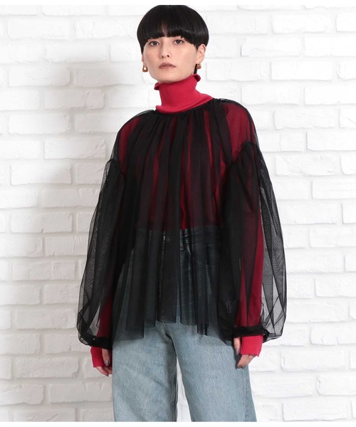 Settimissimo（セッティミッシモ）の「チュールレイヤード パフスリーブ クルーネック プルオーバー（Tシャツ/カットソー・レディース・ベージュ系その他/ブラック・FREE）」の5枚目の写真