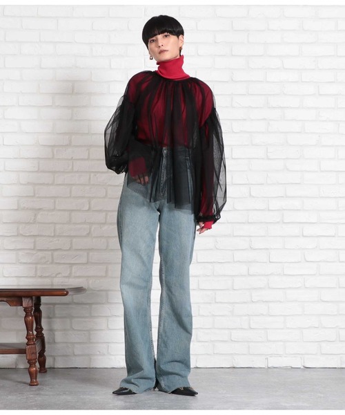 Settimissimo（セッティミッシモ）の「チュールレイヤード パフスリーブ クルーネック プルオーバー（Tシャツ/カットソー・レディース・ベージュ系その他/ブラック・FREE）」の9枚目の写真