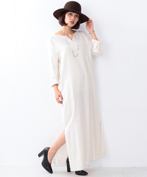 Ray BEAMS(レイビームス)の「Yuumi ARIA / シャツ ワンピース(ワンピース・レディース・ホワイト/ネイビー・ONE SIZE)」の16枚目の写真