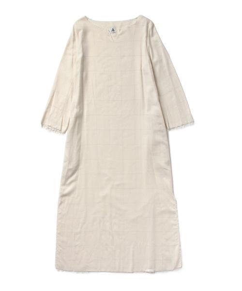 Ray BEAMS(レイビームス)の「Yuumi ARIA / シャツ ワンピース(ワンピース・レディース・ホワイト/ネイビー・ONE SIZE)」の4枚目の写真