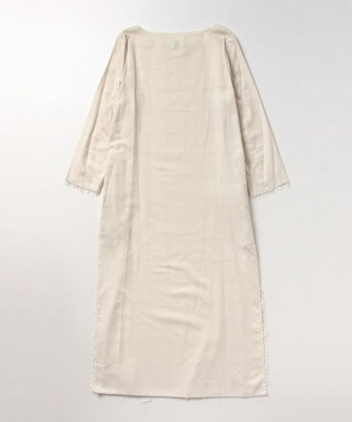 Ray BEAMS(レイビームス)の「Yuumi ARIA / シャツ ワンピース(ワンピース・レディース・ホワイト/ネイビー・ONE SIZE)」の8枚目の写真