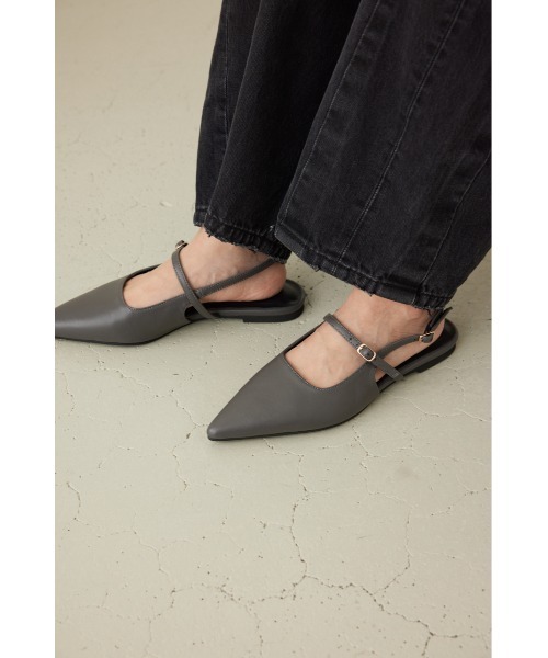 crie conforto(クリーコンフォルト)の「ポインテッドバックストラップパンプス(パンプス・レディース・グレー/ブラック・SMALL/MEDIUM/LARGE/LL)」の15枚目の写真