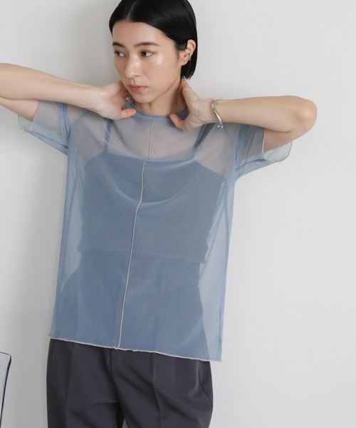 select MOCA(セレクトモカ)の「ニュアンスシアーカラーメロートップス(Tシャツ/カットソー・レディース・アイボリー/ブラック/ブルー・FREE)」の7枚目の写真