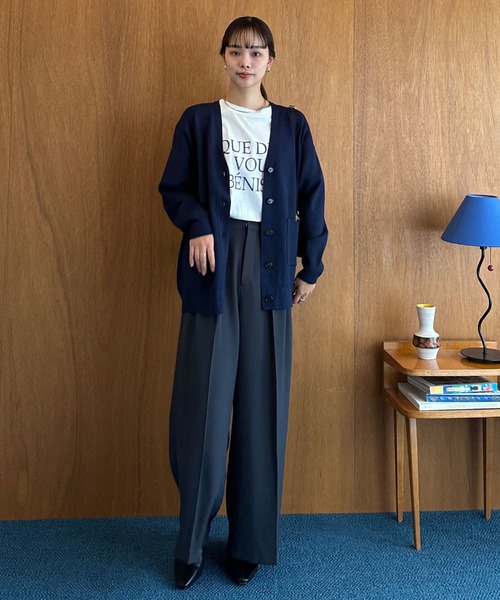 Doux archives（ドゥアルシーヴ）の「ポケ付ビッグカーデ