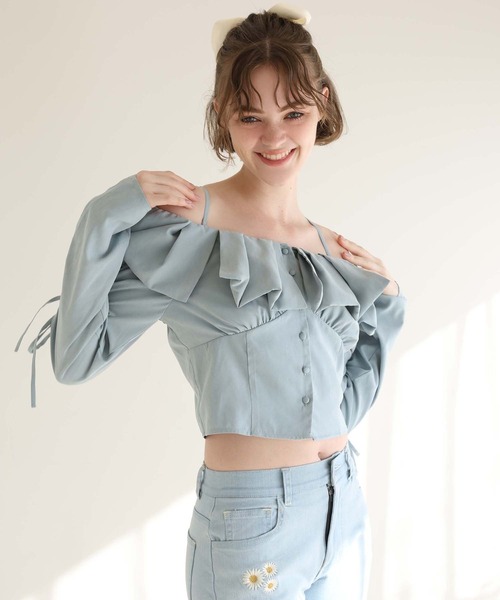 Seemi. byNICECLAUP（ シーミーバイナイスクラップ）の「【Seemi.】ショートフリルブラウス（シャツ/ブラウス・レディース・アイボリー/ブルー系その他/サックスブルー・FREE）」の3枚目の写真