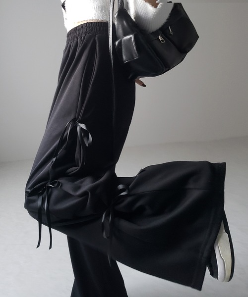 me+em select（ミームセレクト）の「【 ２color 】３ストラップサイドリボンワイドスウェットパンツ／ three strap side ribbon wide sweat pants（スウェットパンツ・レディース・ブラック/グレー・FREE）」の14枚目の写真