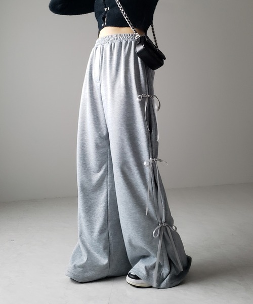 me+em select（ミームセレクト）の「【 ２color 】３ストラップサイドリボンワイドスウェットパンツ／ three strap side ribbon wide sweat pants（スウェットパンツ・レディース・ブラック/グレー・FREE）」の12枚目の写真