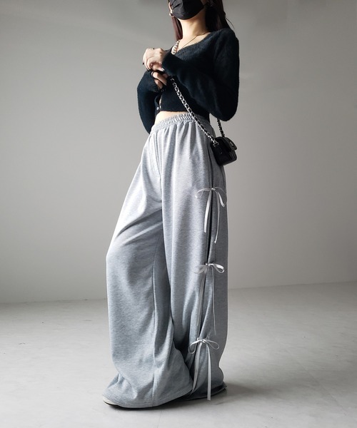me+em select（ミームセレクト）の「【 ２color 】３ストラップサイドリボンワイドスウェットパンツ／ three strap side ribbon wide sweat pants（スウェットパンツ・レディース・ブラック/グレー・FREE）」の13枚目の写真