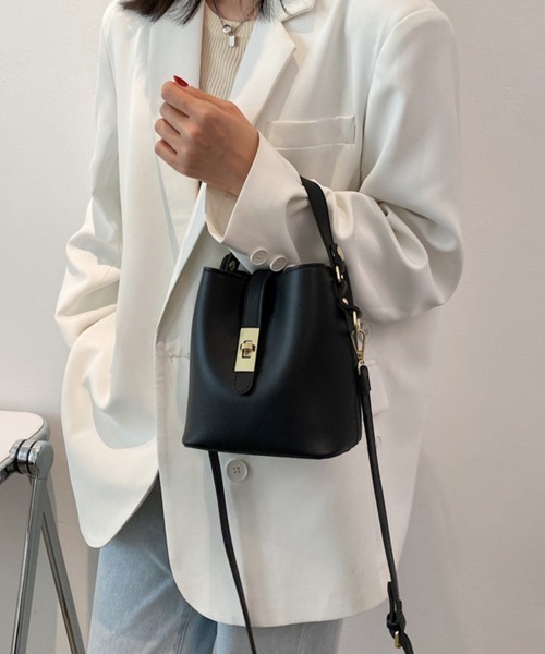 Miniministore（ミニミニストア）の「ショルダーバッグ スクエアバケットバッグ（ショルダーバッグ・レディース・アイボリー/モスグリーン/ライトイエロー/ブラック・FREE）」の6枚目の写真