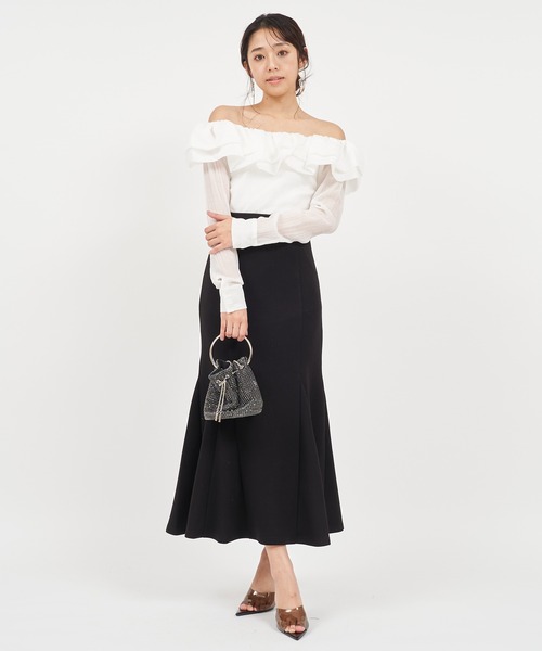 ROYAL PARTY(ロイヤルパーティー)の「ラッフルオフショルシャツブラウス(シャツ/ブラウス・レディース・イエロー/オフホワイト/ブラック・FREE)」の20枚目の写真