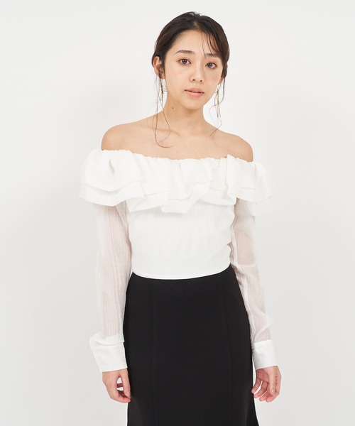 ROYAL PARTY(ロイヤルパーティー)の「ラッフルオフショルシャツブラウス(シャツ/ブラウス・レディース・イエロー/オフホワイト/ブラック・FREE)」の17枚目の写真