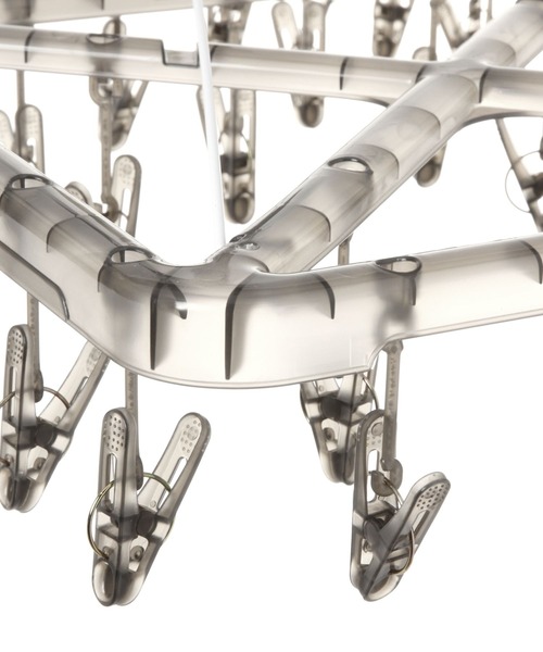 LAKOLE（ラコレ）の「角型ハンガー42P / 105465（ランドリーグッズ・レディース・チャコール・FREE）」の7枚目の写真