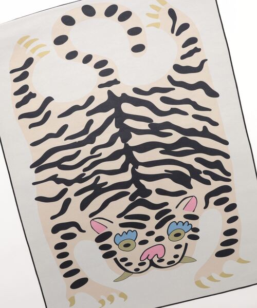 REBALANCE（リバランス）の「タイガーマット120*160CM（ラグ/マット・レディース・A/B/C/D・FREE）」の10枚目の写真