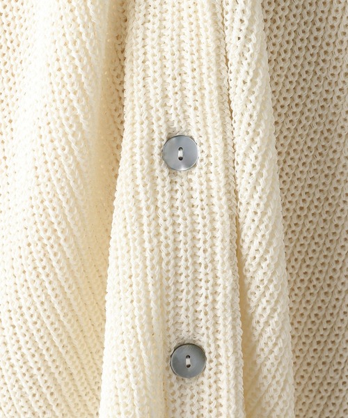 e/rm(イーアールエム)の「【e/rm】ワシニットVネックカーディガン(カーディガン/ボレロ・レディース・オフホワイト/チャコールグレー/ネイビー/イエロー系その他・FREE)」の18枚目の写真