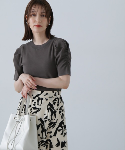 N.(N. Natural Beauty Basic)(エヌエヌナチュラルビューティーベーシック)の「◆パワーショルダーリブニット(ニット/セーター・レディース・スミクロ/イエロー/オフホワイト・MEDIUM)」の14枚目の写真