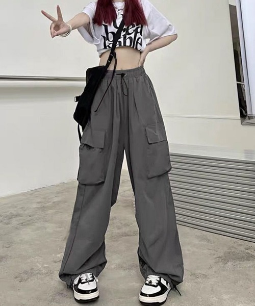 Miniministore(ミニミニストア)の「カーゴパンツ ジョガーパンツ レディース(カーゴパンツ・レディース・ダークグリーン/ブラック/ベージュ/ダークグレー/レッドパープル/ライトグレー/レッド/ピンク/キャメル/ラベンダー・FREE)」の4枚目の写真