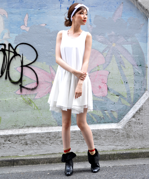 AVIE（アビィ）の「スパングルラインソックス（ソックス/靴下・レディース・ベージュ/ロイヤルブルー/ホワイト/ブラック・フリー）」の9枚目の写真