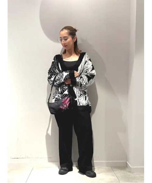 Desigual（デシグアル）の「グランジ ヘビーゲージカーデジャケット（ニット/セーター・レディース・ブラック・S/M/L）」の6枚目の写真