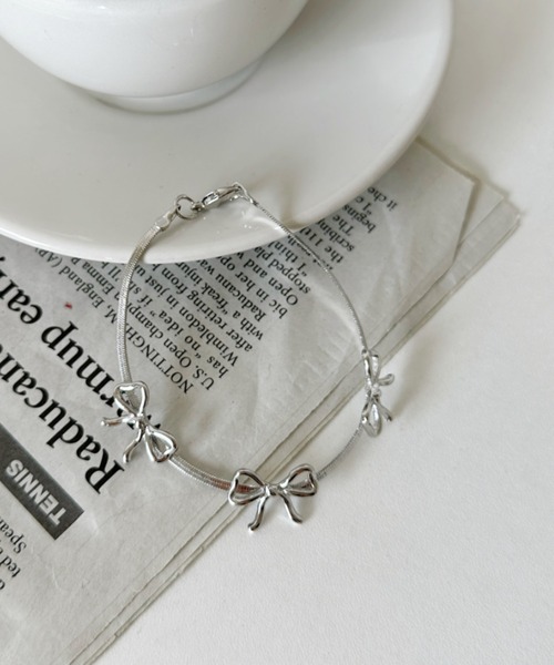 iso(イソ)の「メタルチャームリボンブレスレット(ブレスレット・レディース・シルバー/ゴールド・FREE)」の10枚目の写真