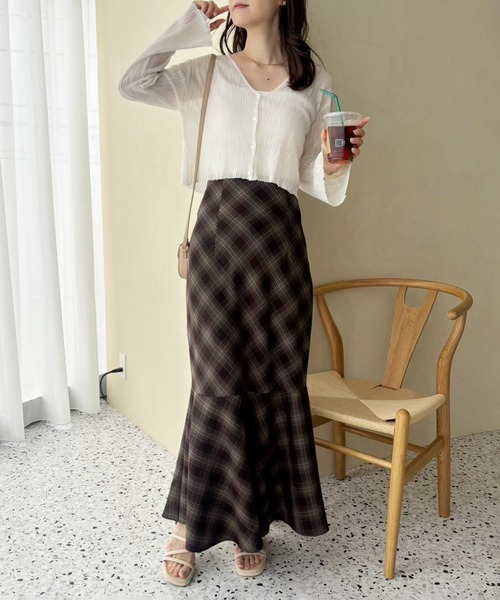 one after another NICE CLAUP(ワンアフターアナザーナイスクラップ)の「ハートボタンシアーカーディガン(カーディガン/ボレロ・レディース・ホワイト/ピンク/サックスブルー/ブラック/ブラウン・FREE)」の12枚目の写真