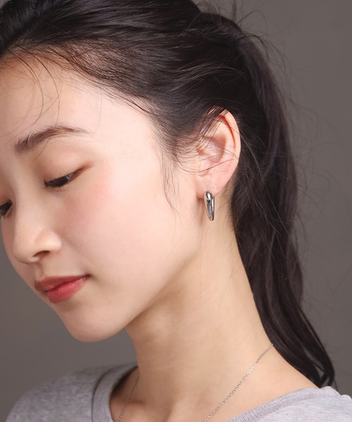 LHME “Moment”ハートフープピアス/サージカルステンレス316L（金属アレルギー対応）（ピアス（両耳用））｜LHME（エルエイチエムイー）