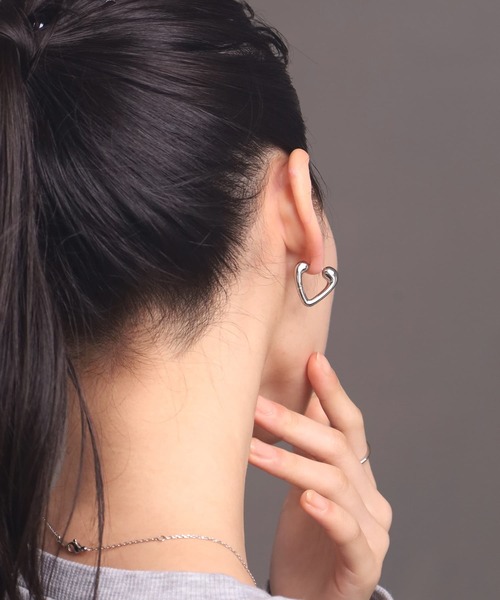 LHME “Moment”ハートフープピアス/サージカルステンレス316L（金属アレルギー対応）（ピアス（両耳用））｜LHME（エルエイチエムイー）