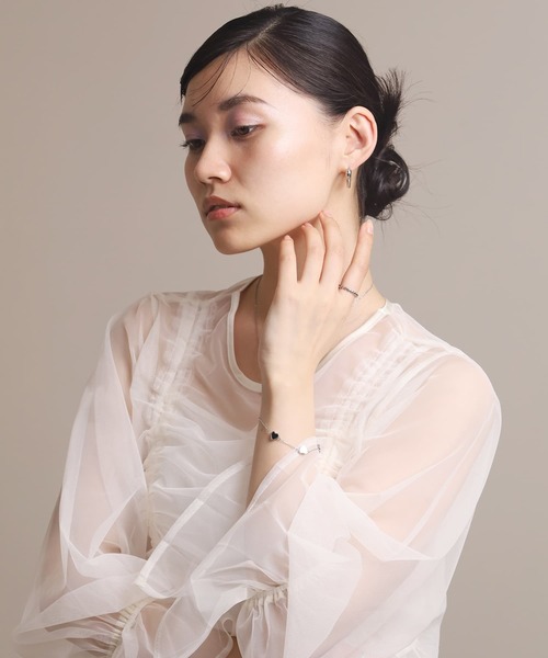 LHME “Moment”ハートフープピアス/サージカルステンレス316L（金属アレルギー対応）（ピアス（両耳用））｜LHME（エルエイチエムイー）