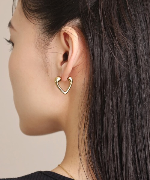 LHME “Moment”ハートフープピアス/サージカルステンレス316L（金属アレルギー対応）（ピアス（両耳用））｜LHME（エルエイチエムイー）