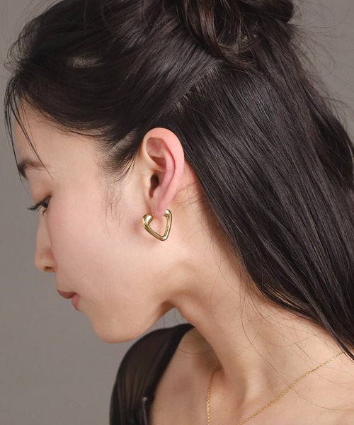 LHME “Moment”ハートフープピアス/サージカルステンレス316L（金属アレルギー対応）（ピアス（両耳用））｜LHME（エルエイチエムイー）