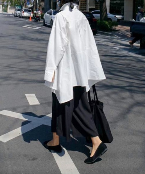 B'day（ビーデイ）の「【 B'day / ビーデー 】アシンメトリー イレギュラーシャツ（シャツ/ブラウス・レディース・ホワイト・X-LARGE/LARGE/MEDIUM/SMALL）」の16枚目の写真