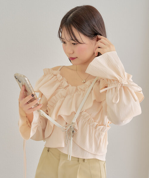 Chico(チコ)の「キーチャーム付スマホストラップ(その他小物・レディース・ホワイト/ピンク/ブラック/シルバー・FREE)」の6枚目の写真