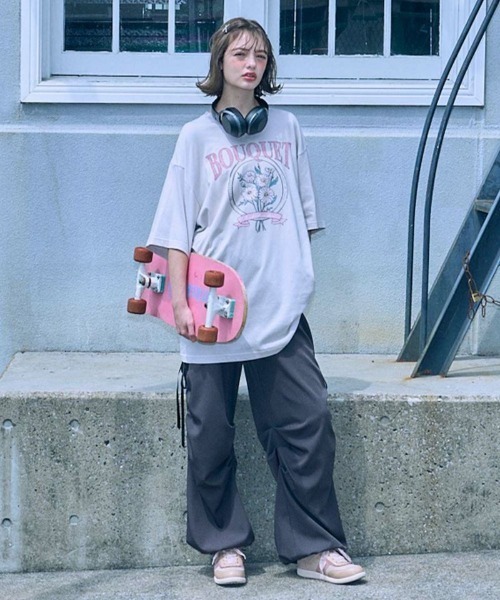 F i.n.t（フィント）の「マーガレットブーケプリントビッグT/fint（Tシャツ/カットソー・レディース・ピンク/クリーム・FREE）」の10枚目の写真