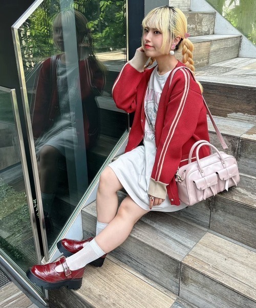 F i.n.t（フィント）の「マーガレットブーケプリントビッグT/fint（Tシャツ/カットソー・レディース・ピンク/クリーム・FREE）」の21枚目の写真