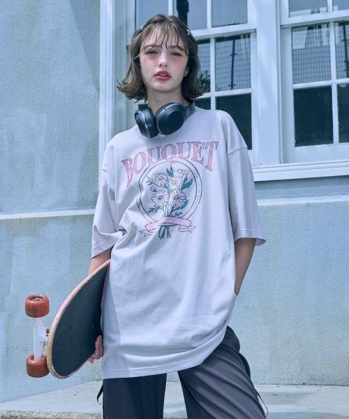 F i.n.t（フィント）の「マーガレットブーケプリントビッグT/fint（Tシャツ/カットソー・レディース・ピンク/クリーム・FREE）」の19枚目の写真