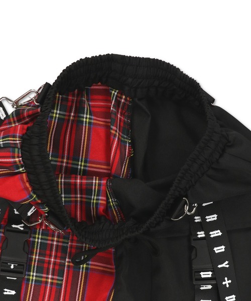 DARRDY（ダーディー）の「【DARRDY/ダーディー】ベルトデザイン サルエルパンツ（その他パンツ・レディース・ブラック×パープル/ブラック/ブラック×レッド・ONESIZE）」の6枚目の写真