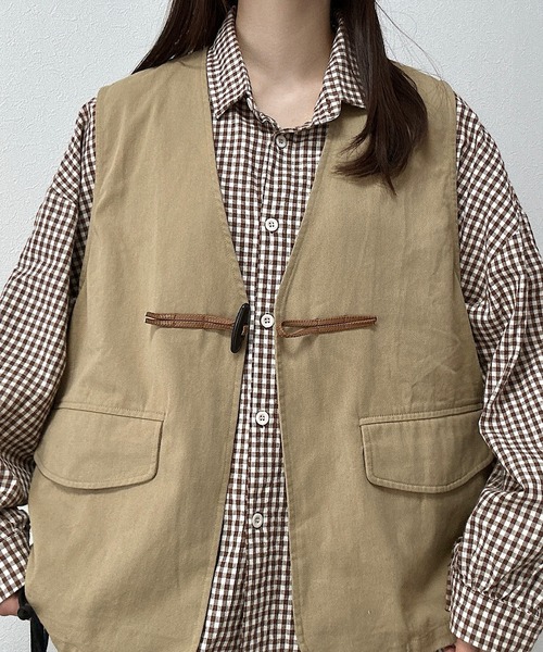 Cham.（チャム）の「ノーカラーデザインベスト（ベスト・レディース・ブラウン/ベージュ・F）」の8枚目の写真