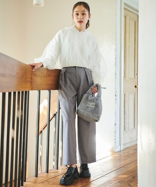 31 Sons de mode(トランテアン ソン ドゥ モード)の「ロゴ刺繍ファートートバッグ(トートバッグ・レディース・モカ/ライトグレー/オフホワイト・フリー)」の11枚目の写真