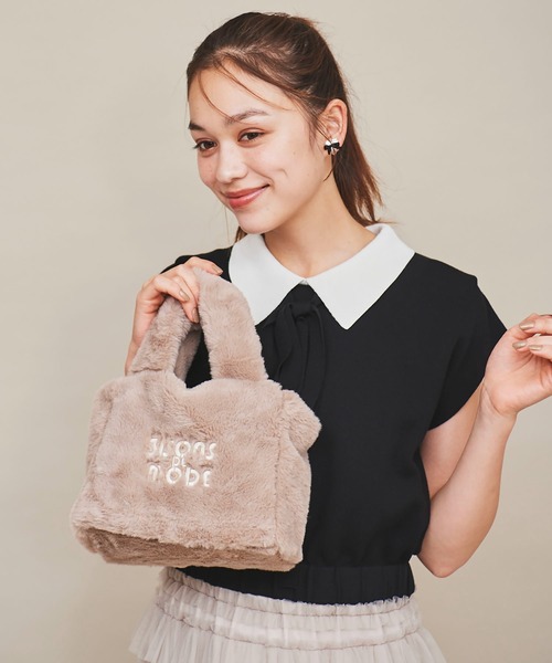 31 Sons de mode(トランテアン ソン ドゥ モード)の「ロゴ刺繍ファートートバッグ(トートバッグ・レディース・モカ/ライトグレー/オフホワイト・フリー)」の12枚目の写真