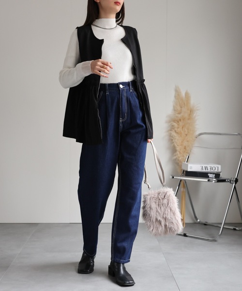 sakishimatokyo（サキシマトーキョー）の「異素材ドッキング ペプラムベスト/切り替え/秋冬（ベスト・レディース・ブラック/グレー/ベージュ・FREE）」の4枚目の写真