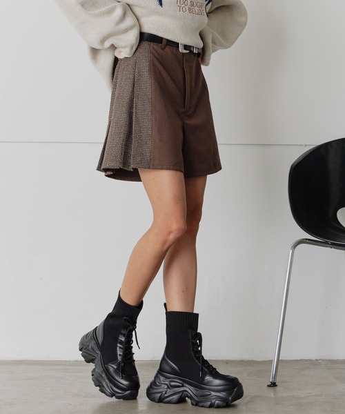 PAGEBOY(ページボーイ)の「サイドツイードショートパンツ(その他パンツ・レディース・ブラウン/グレー/ブラック・FREE)」の3枚目の写真