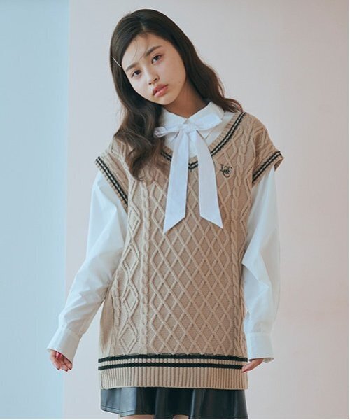 LOVETOXIC(ラブトキシック)の「【洗える】ルーズニットベスト(ベスト・キッズ・ベージュ/ネイビー/オフホワイト/トップグレー・S/M/L)」の3枚目の写真