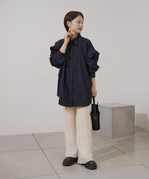 Kastane（カスタネ）の「【セットアップ対応】B コーデュロイフリルビックシャツ（シャツ/ブラウス・レディース・ライトベージュ/ネイビー・FREE）」の18枚目の写真